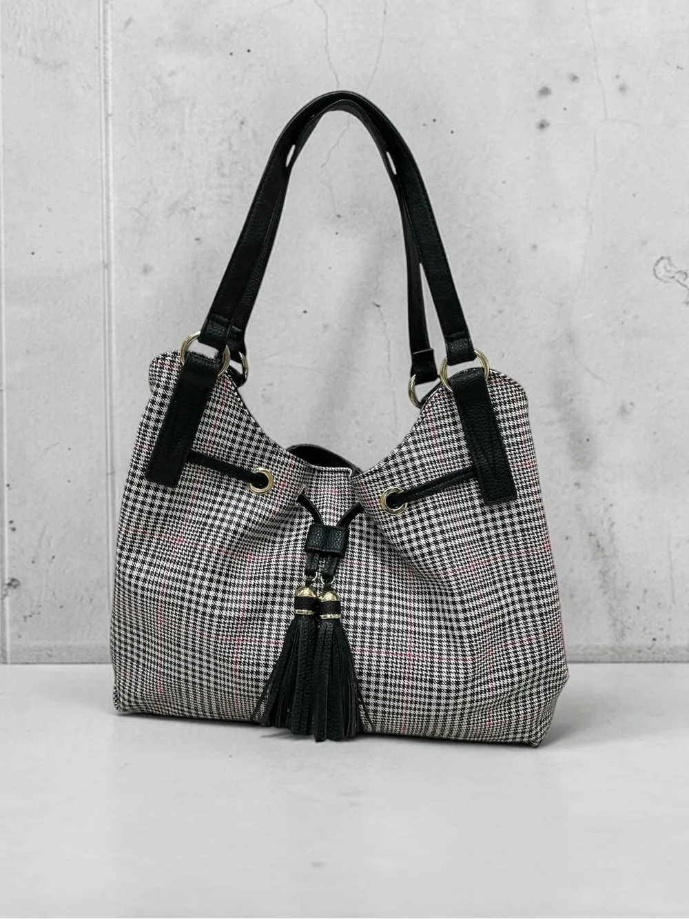 Liz Claiborne Houndstooth Shoulder Bag Tassel 3 Compartment Preppy Heritage Chic